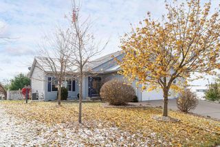 1261 Peninsula Lane, Whitewater, WI 53190