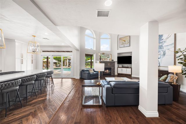 8603 Magnolia Forest Drive, Sugar Land, TX 77479