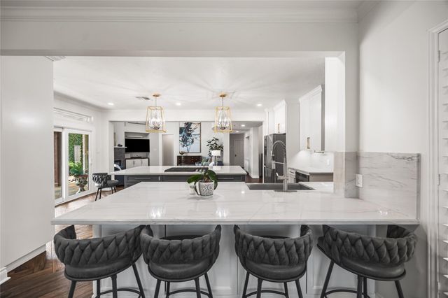 8603 Magnolia Forest Drive, Sugar Land, TX 77479