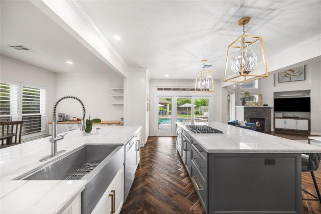 8603 Magnolia Forest Drive, Sugar Land, TX 77479