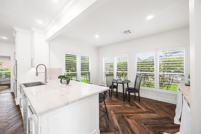 8603 Magnolia Forest Drive, Sugar Land, TX 77479