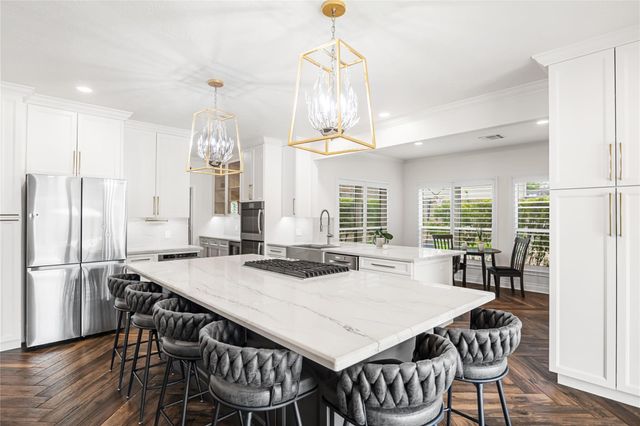8603 Magnolia Forest Drive, Sugar Land, TX 77479