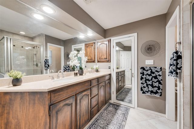 7709 Westwind Drive, Fort Worth, TX 76179