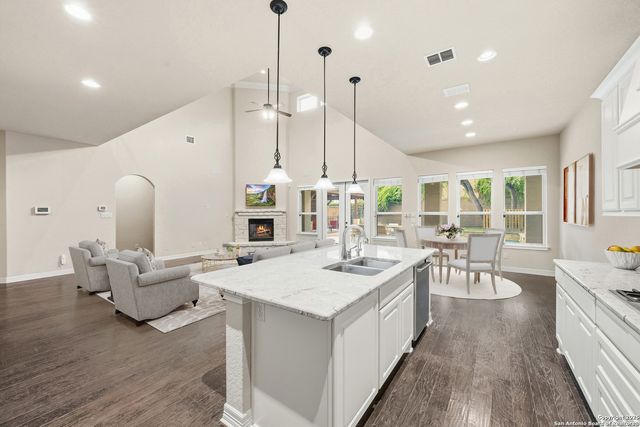 2319 Dunmore Hill, San Antonio, TX 78230