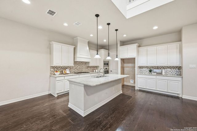 2319 Dunmore Hill, San Antonio, TX 78230