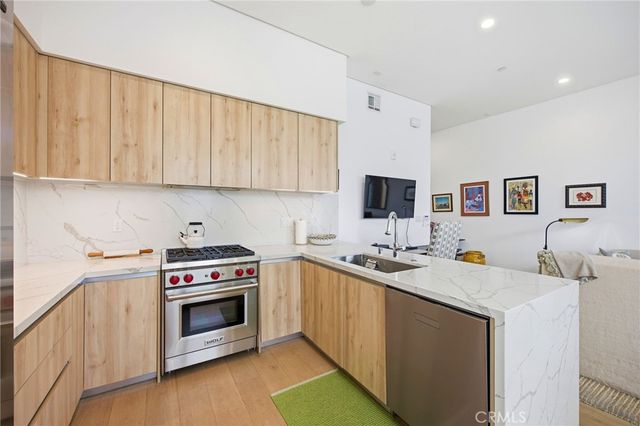 399 E Del Mar Blvd 103, Pasadena, CA 91101