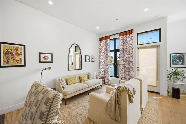 399 E Del Mar Blvd 103, Pasadena, CA 91101