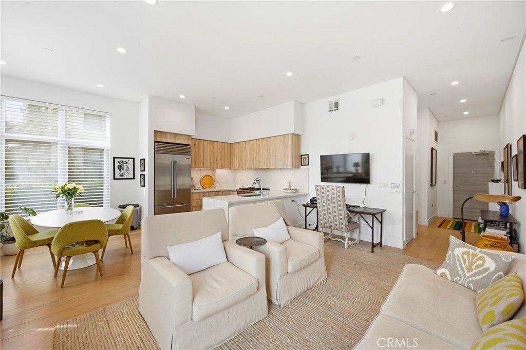 399 E Del Mar Blvd 103, Pasadena, CA 91101