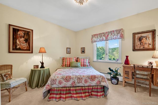 20 Moriah Lane, Montebello, NY 10901