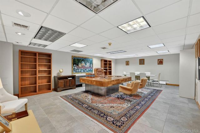 20 Moriah Lane, Montebello, NY 10901
