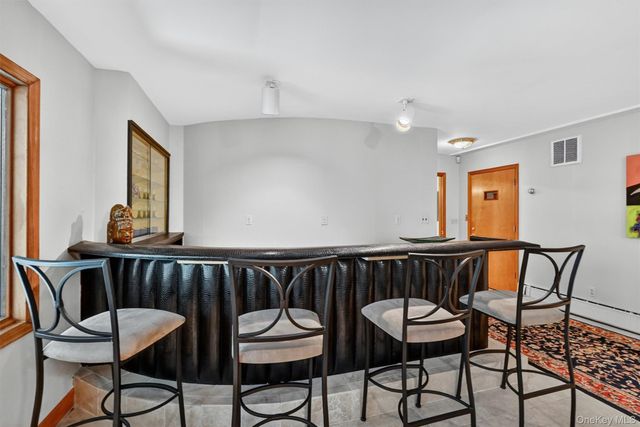 20 Moriah Lane, Montebello, NY 10901