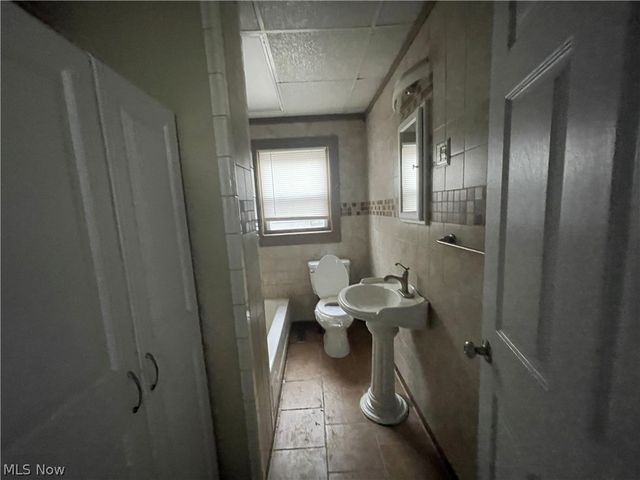626 Washington Street, Martins Ferry, OH 43935