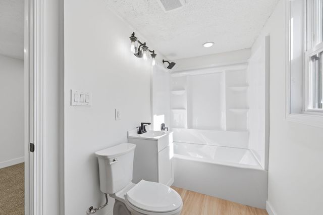 5918 N Legion Ave, Wichita, KS 67204