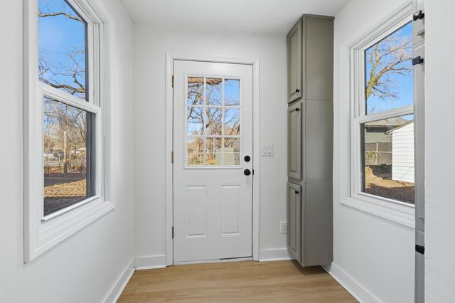 5918 N Legion Ave, Wichita, KS 67204