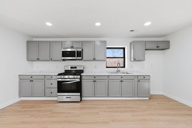 5918 N Legion Ave, Wichita, KS 67204