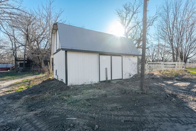 5918 N Legion Ave, Wichita, KS 67204