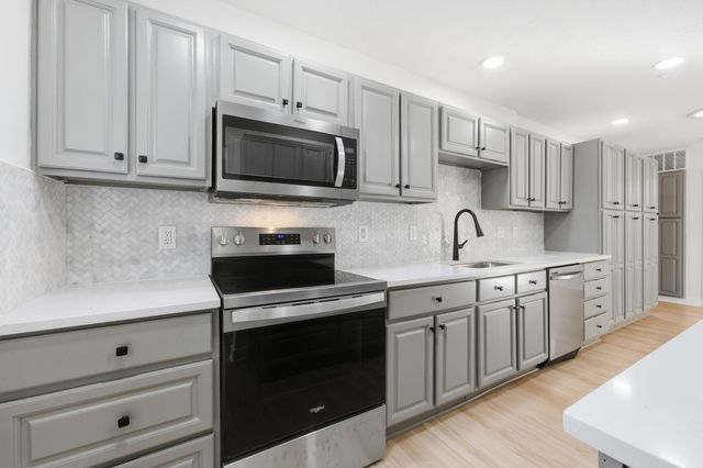 5918 N Legion Ave, Wichita, KS 67204