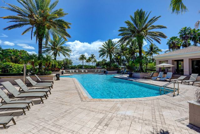 3022 ALCAZAR Place 301, Palm Beach Gardens, FL 33410