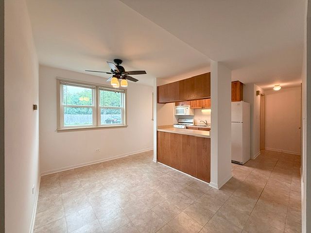 5629 6th Avenue 1B, Countryside, IL 60525