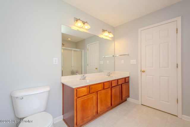 1601 Keever Ct, Louisville, KY 40245