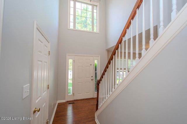 1601 Keever Ct, Louisville, KY 40245