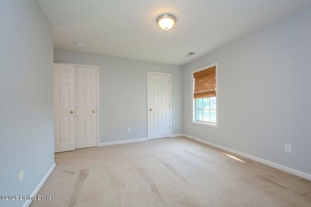 1601 Keever Ct, Louisville, KY 40245