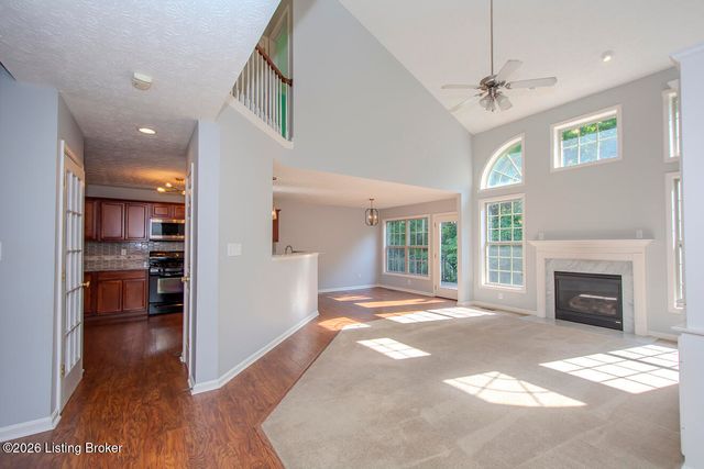 1601 Keever Ct, Louisville, KY 40245