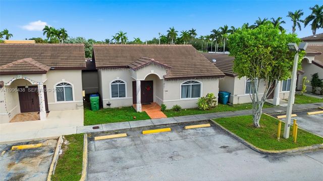 18615 NW 84th Pl 106-1, Hialeah, FL 33015