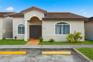 18615 NW 84th Pl 106-1, Hialeah, FL 33015