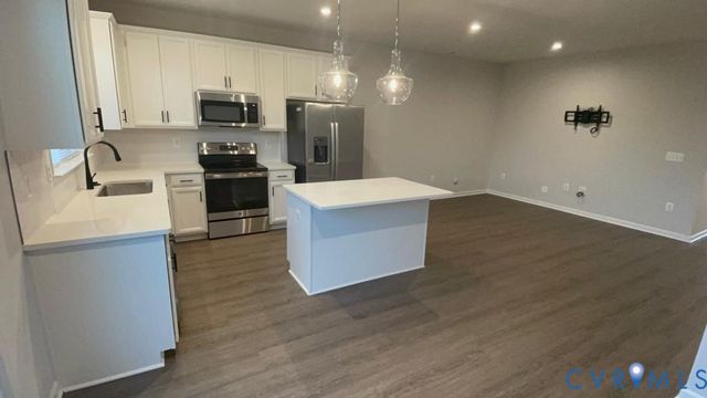 516 Rivanna Hill Way, Glen Allen, VA 23060