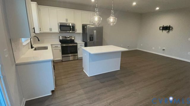 516 Rivanna Hill Way, Glen Allen, VA 23060