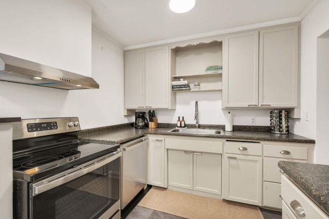 5828 Lyndale Avenue S, Minneapolis, MN 55419