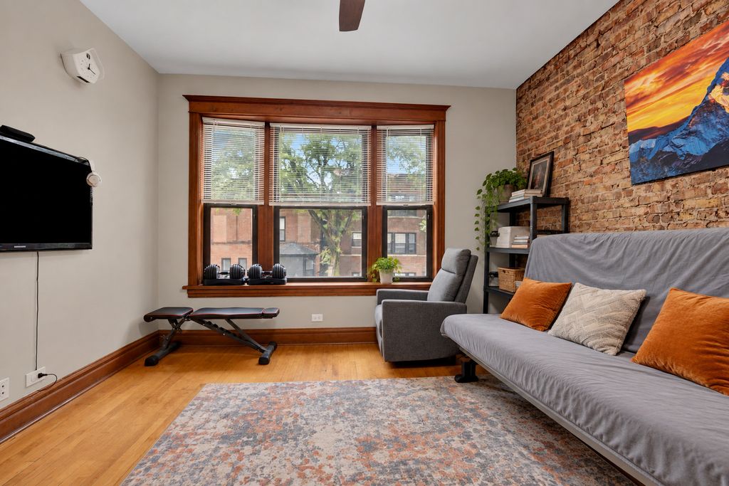 1404 W Flournoy Street 2, Chicago, IL 60607 — photo 3