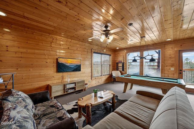 1553 Majestic Mountain Drive, Sevierville, TN 37876