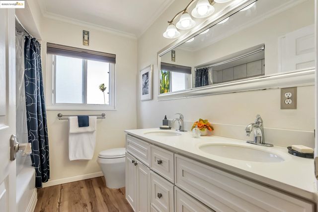 6941 Outlook Ave, Oakland, CA 94605