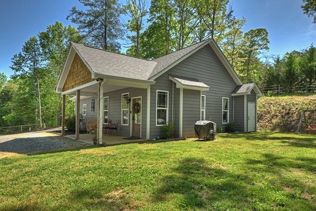 410 Knight Drive, Ellijay, GA 30540