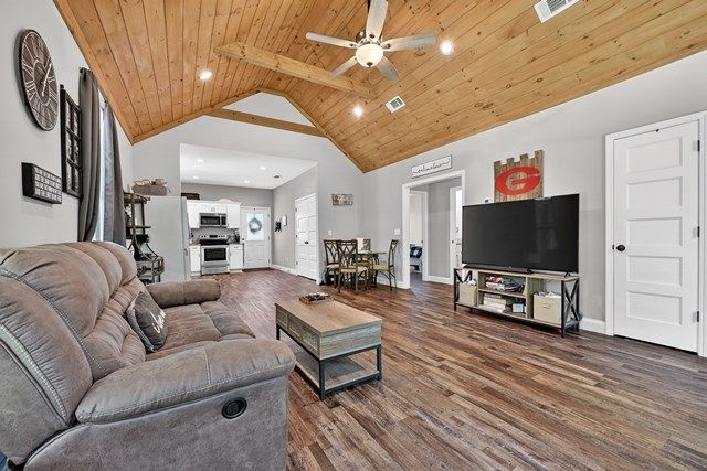 410 Knight Drive, Ellijay, GA 30540