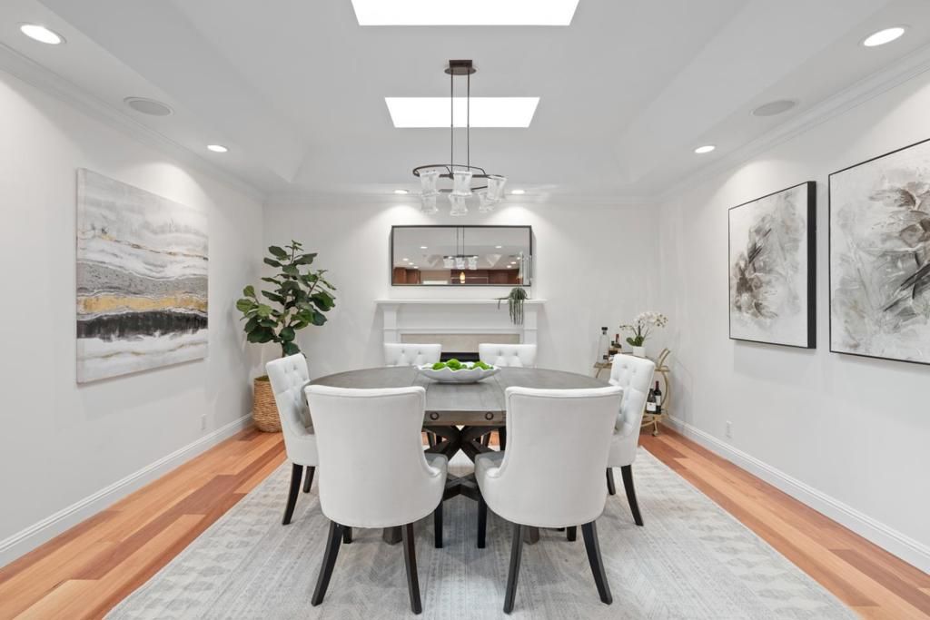 Image 14 of property listing at 1360 Parrott Drive, San Mateo, CA 94402