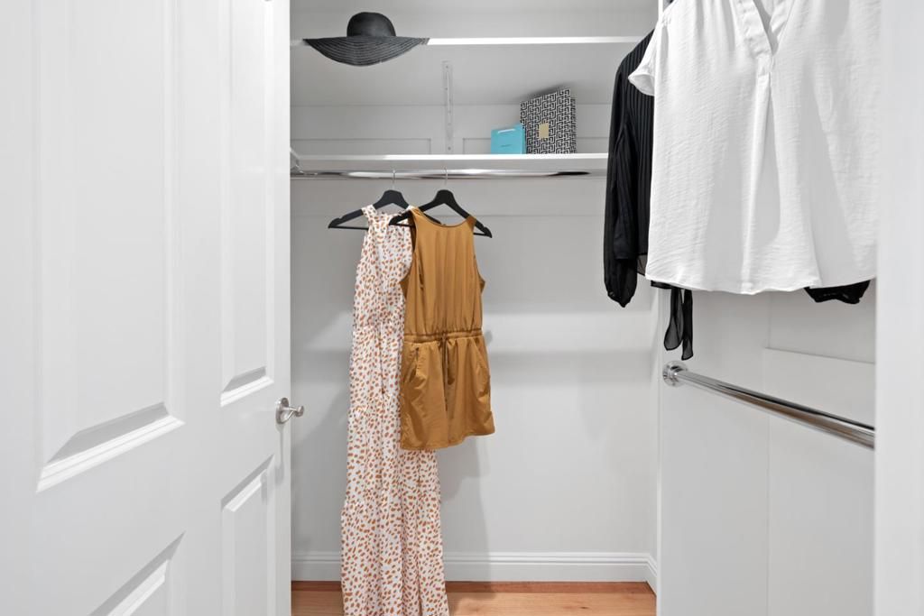 Image 26 of property listing at 1360 Parrott Drive, San Mateo, CA 94402