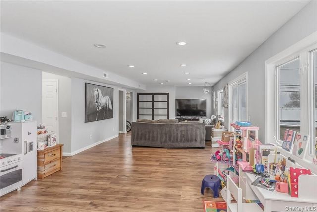 4460 Merrick Road, Massapequa, NY 11758