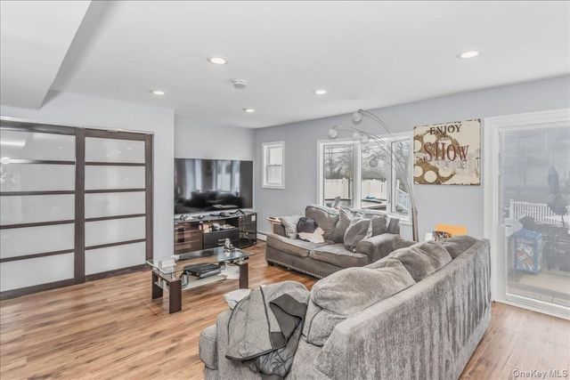 4460 Merrick Road, Massapequa, NY 11758