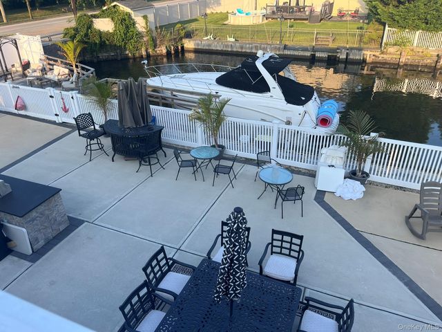 4460 Merrick Road, Massapequa, NY 11758