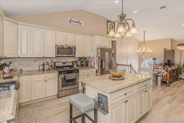 4460 Merrick Road, Massapequa, NY 11758