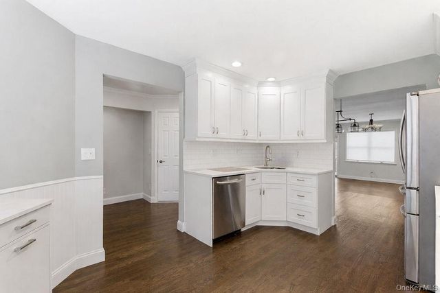 305 Glenwood Drive 3-3, Briarcliff Manor, NY 10510