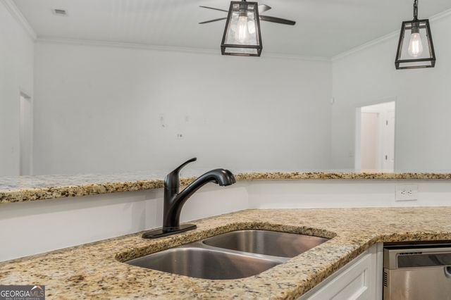 19 Fast Lane, Seale, AL 36875