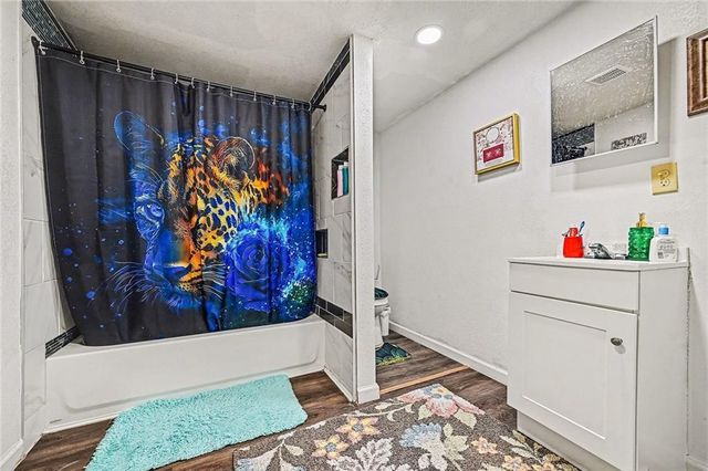 2311 S 15th Street, St Joseph, MO 64503