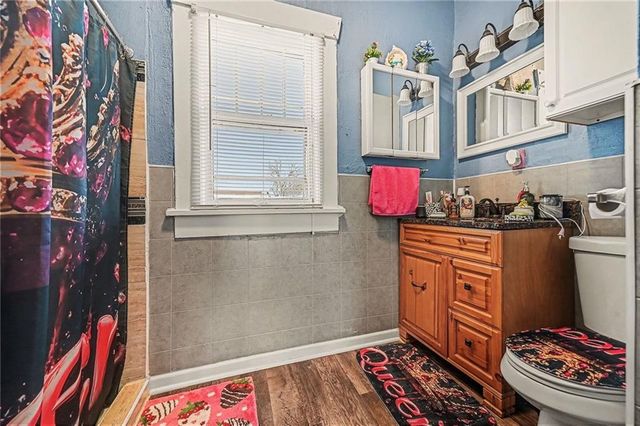 2311 S 15th Street, St Joseph, MO 64503