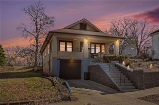 2311 S 15th Street, St Joseph, MO 64503