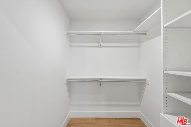 1906 Overland Avenue 204, Los Angeles, CA 90025