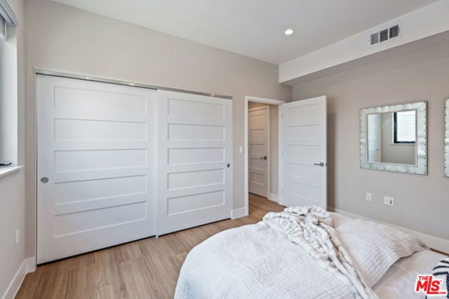 1906 Overland Avenue 204, Los Angeles, CA 90025